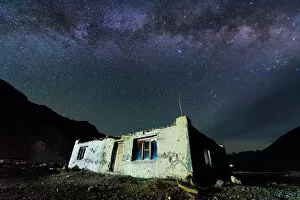 Images Dated 16th July 2015: The old tibetan house and the milky way