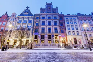 Images Dated 2nd March 2018: Old town of Gdansk at night