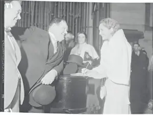 Oliver Hardy and Billie Dove Conversing
