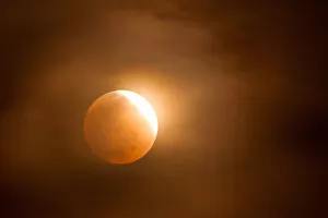 Images Dated 14th April 2014: Orange Glow Lunar Eclipse