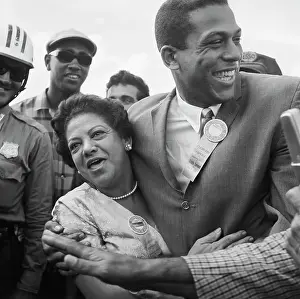 Orlando Cepeda Hugging Mother