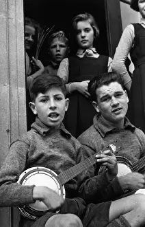 Musical Instru Prints: Orphanage Kids