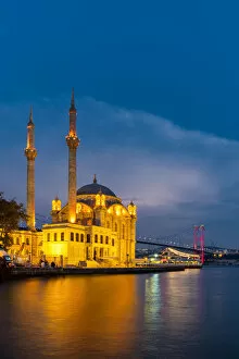 Images Dated 16th September 2018: Ortakoy Mosque, Istanbul, Turkey