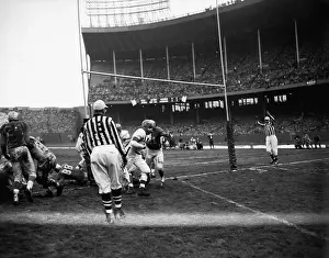 Otto Graham Making for Touchdown