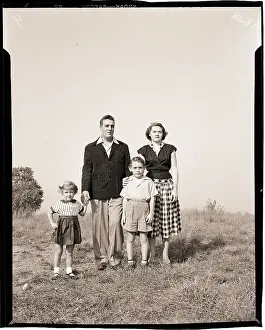 Parents Prints: Outdoor Family Portrait