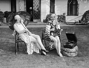 Gramophone Prints: Outdoor Party
