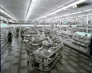 Supermarket Prints: Overall View Of Interior Of Supermarket