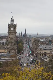 Overview on Princes Street, Edinburgh, United Kingdom