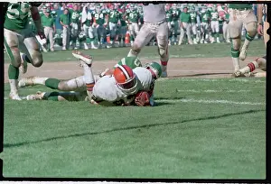 Ozzie Newsome Scoring Touchdown