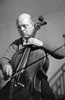 Cellist Prints: Pablo Plays