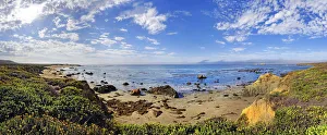 Images Dated 5th September 2012: Pacific coast with clouded sky, Piedras Blancas, California, United States