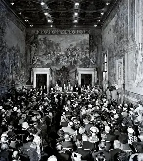 City Hall Prints: Packed World Petroleum Congress Meeting