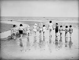 The Great British Seaside Collection: Paddling Pals