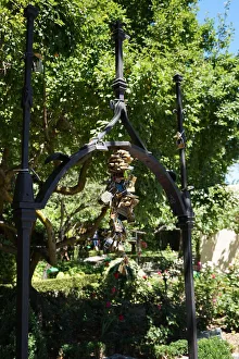 Images Dated 25th July 2015: Well with padlocks, Salamanca, Spain