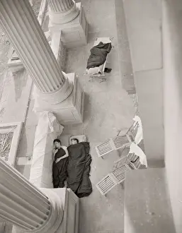 Knowland Prints: Pages Sleeping on a Balcony