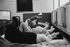 Huty30254 Prints: Pain Relief In Childbirth