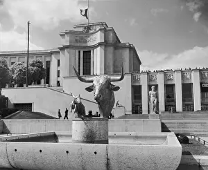 Museums And Libraries Prints: Palais de Chaillot