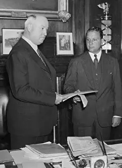 Pan American President Bidding for Air Mail Service