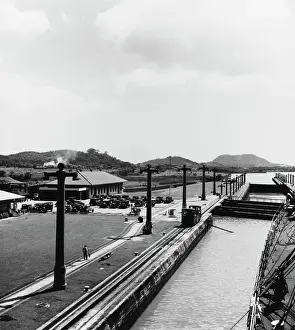Huty25025 Prints: Panama Canal Mules