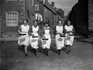 In Line Prints: Pancake Race