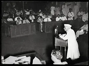 Delhi Prints: Pandit Nehru Delivering The Address