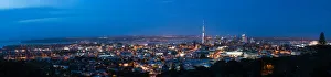 Images Dated 30th November 2012: Panoramic Auckland cityscape from MT. Eden
