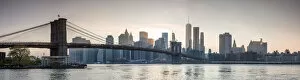 Brooklyn Collection: Panoramic: Brooklyn bridge and Manhattan at sunset, New York city
