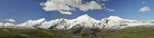 Summit Collection: A panoramic picture of the Matroosberg Mountain massif near Ceres