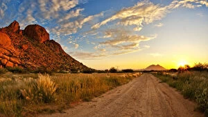 Images Dated 1st April 2011: A Panoramic Sunset Landscape Photo of Spitzkoppe in Namibia, Erongo, Namibia