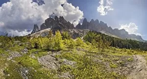Panoramic view at the Adolf Munkel trail in the Geisler Group, Odle Mountains, Villnoess or Funes Valley, Dolomites