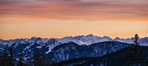 Panoramic view of the Alps at sunset, from Mt Bruennstein, Bavarian Alps, Brunnstein, Oberaudorf, Bavaria, Germany