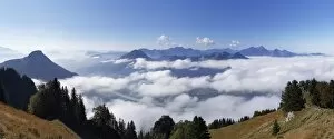 Images Dated 4th October 2014: Panoramic view from Mt Heuberg near Nussdorf am Inn, with Mt Kranzhorn