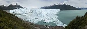 Glacier Lake Prints: Panoramic view of the Perito Moreno Glacier