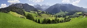 Panoramic view above S. Magdalena on the Bergbauernweg trail, Villnoesstal valley, province of Bolzano-Bozen, Italy