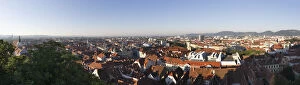 Panoramic view from Schlossberg, castle hill, cathedral, left, Town Hall, centre, Mariahilferkirche, Mariahilf Church
