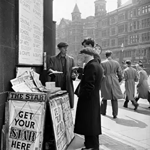 Slogan Prints: Paper Stand