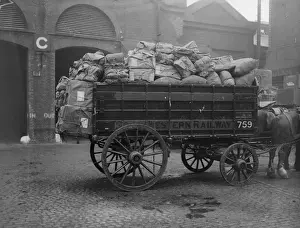 Delivery Prints: Parcel Delivery