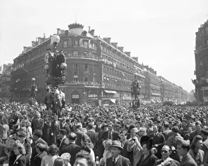 Celebrating Prints: Parisians Celebrating End of War