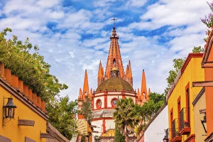 Images Dated 28th December 2014: Parroquia Archangel Church, Aldama Street, San Miguel de Allende, Mexico