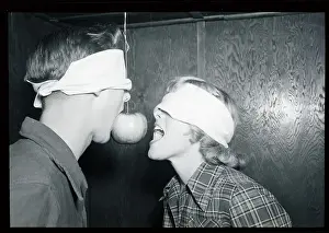String Prints: Party Game with an Apple on a String