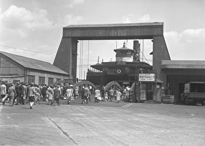Images Dated 6th November 2006: Passengers walking towards ferry gateway, (B&W)