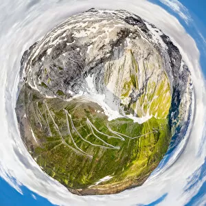 Images Dated 4th August 2019: Passo dello Stelvio 360A HDR Little Planet