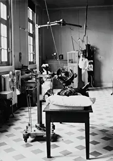 Demonstration Prints: Patient On Table Under Spherical Device