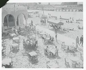 Everyday Scene Prints: Patrons at La Playa Beach Cafe