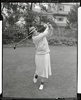 Patty Berg Swinging Golf Club