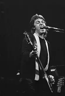 Paul McCartney Performing