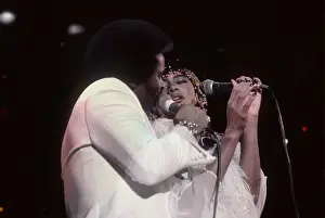 94174688 Peachherb Prints: Peaches And Herb Performing