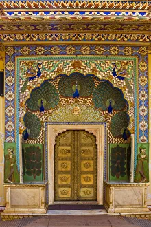 Images Dated 30th June 2010: Peacock Gate