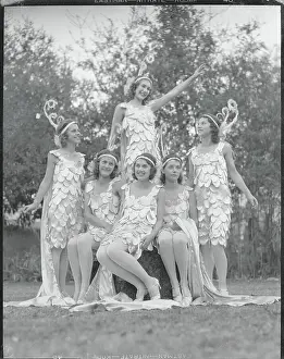 Pasadena Prints: Peacock Girls Posing Together