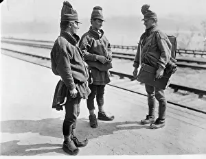 Finland Prints: Peddlers And Postman Comparing Notes